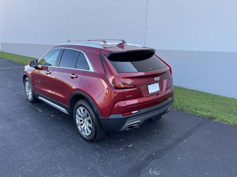 Used 2020 Cadillac XT4 Premium Luxury image 4