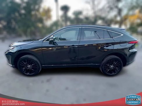 Used 2024 Toyota Venza Limited image 8