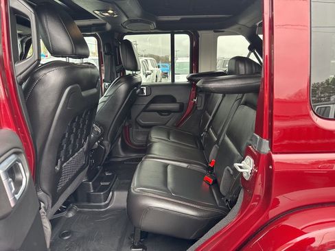 Used 2021 Jeep Wrangler Unlimited Rubicon w/ Trailer Tow Package image 23