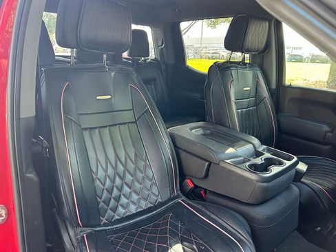 Used 2020 Chevrolet Silverado 1500 Custom w/ Custom Value Package RWD image 15