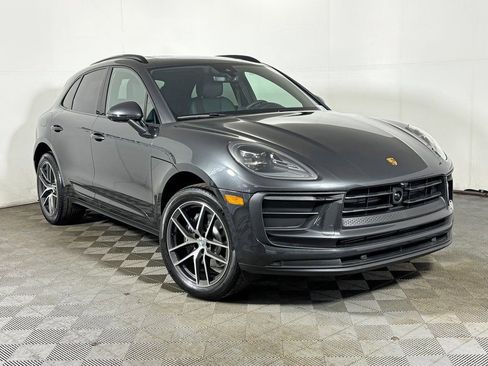 New 2026 Porsche Macan image 9