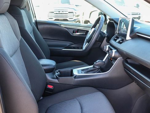 Certified 2023 Toyota RAV4 XLE w/ Convenience Package FWD image 16