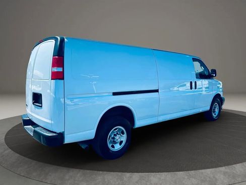 Used 2023 Chevrolet Express 2500 Extended w/ Driver Convenience Package image 5