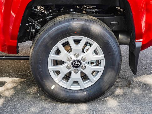 New 2025 Toyota Tacoma SR5 image 11