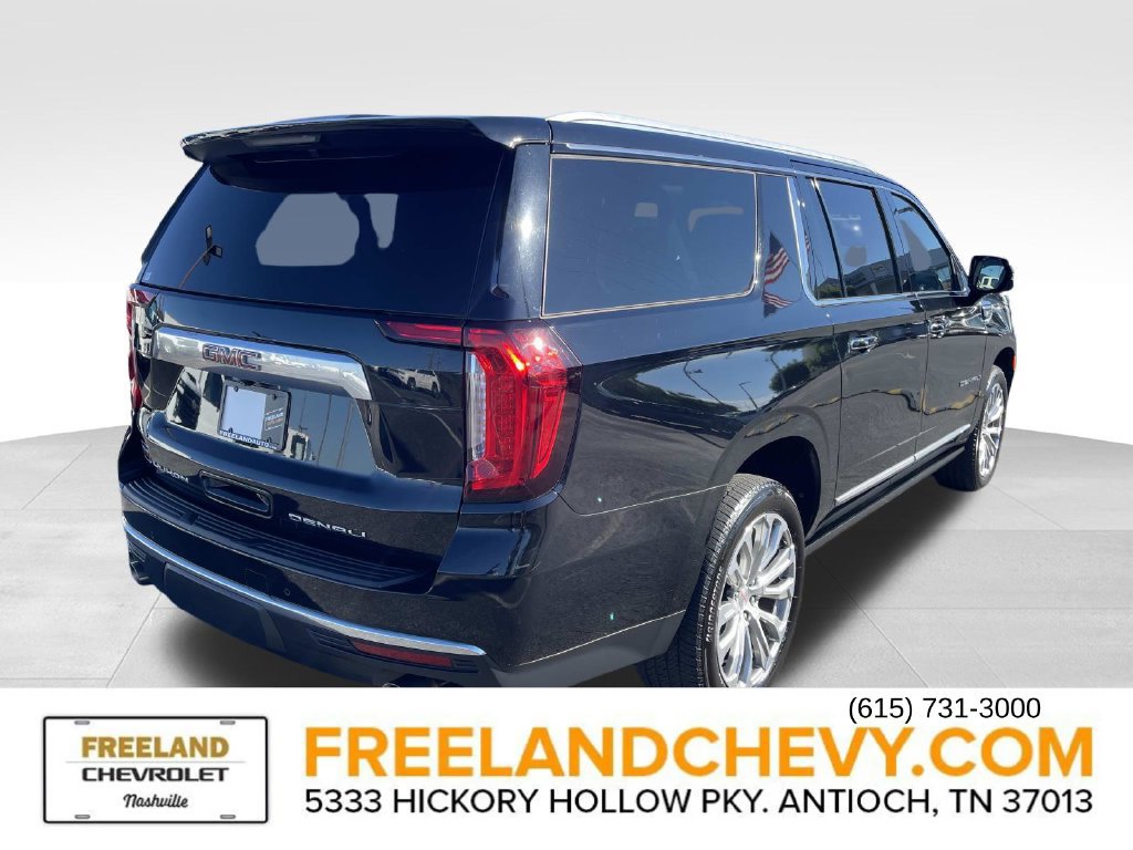 Used 2022 GMC Yukon XL Denali RWD image 3