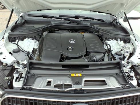 Used 2026 Mercedes-Benz GLC 300 4MATIC image 10