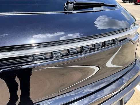 Used 2024 Porsche Macan GTS AWD/4WD image 30