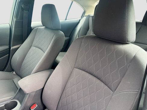 Used 2024 Toyota Corolla LE image 20