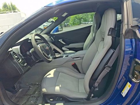 Used 2017 Chevrolet Corvette Stingray Coupe RWD image 12