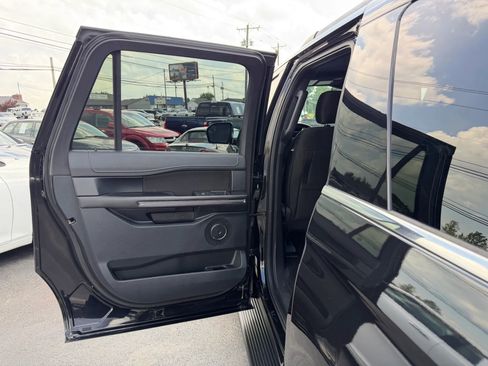 Used 2019 Ford Expedition Max XLT AWD/4WD image 41