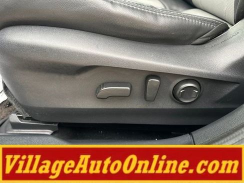 Used 2020 Subaru Outback Limited AWD/4WD image 17