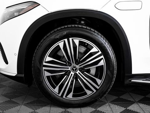 Certified 2023 Mercedes-Benz EQS 450+ SUV image 4