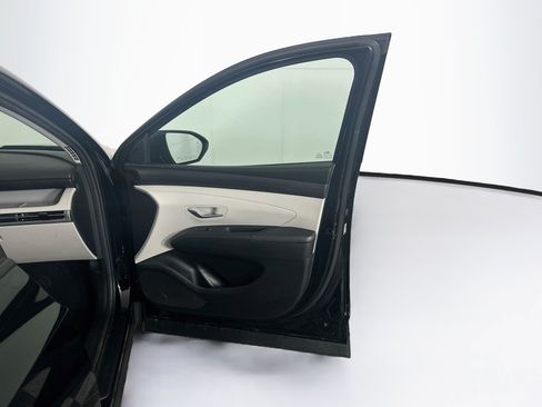 Used 2025 Hyundai Tucson SEL FWD image 32