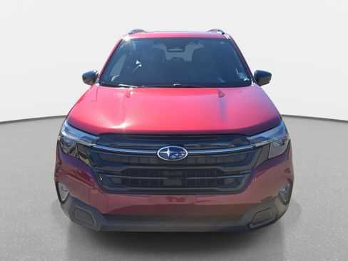 Used 2025 Subaru Forester Touring image 2