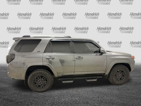 Used 2022 Toyota 4Runner SR5 Premium w/ Moonroof Package image 11