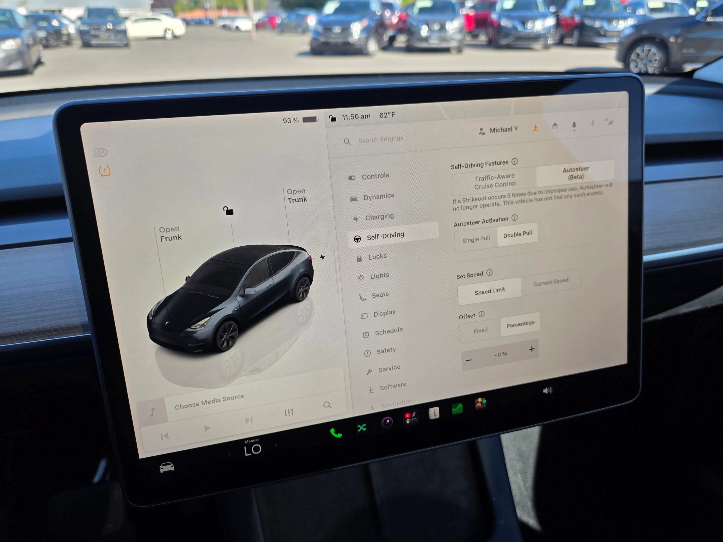 Used 2024 Tesla Model Y Long Range AWD/4WD image 40