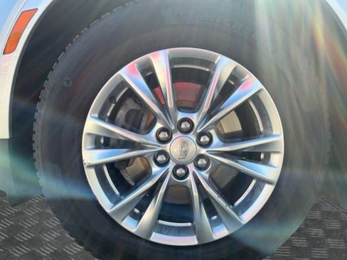 Used 2020 Cadillac XT5 Premium Luxury w/ LPO, Floor Liner Package FWD image 24
