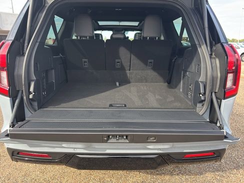 New 2026 Ford Expedition Max Platinum w/ Stealth Appearance Package image 14