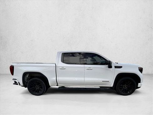 Used 2024 GMC Sierra 1500 Elevation AWD/4WD image 3