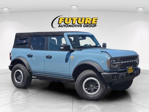 Used 2023 Ford Bronco Badlands AWD/4WD image 1