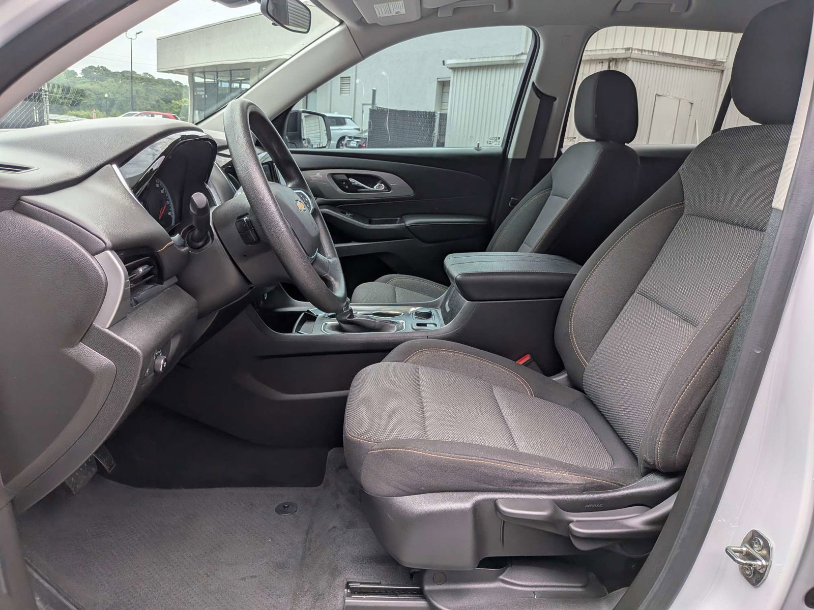 Used 2021 Chevrolet Traverse LS FWD image 20