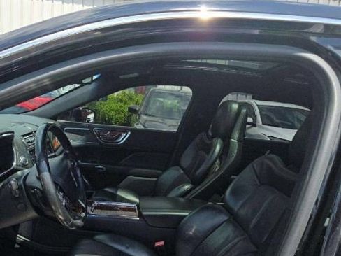 Used 2017 Lincoln Continental Reserve w/ Climate Package AWD/4WD image 11