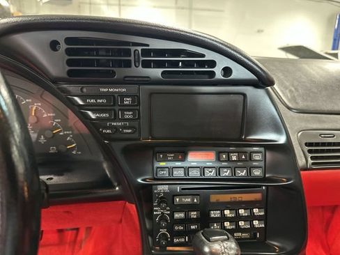 Used 1996 Chevrolet Corvette Coupe RWD image 16
