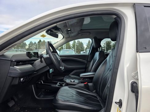 Certified 2021 Ford Mustang Mach-E California Route 1 image 13