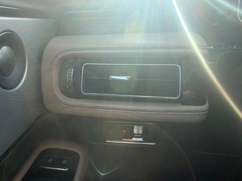 Used 2022 Lincoln Aviator Reserve w/ Equipment Group 201A AWD/4WD image 12