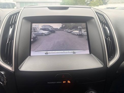 Used 2020 Ford Edge SEL w/ Cold Weather Package AWD/4WD image 18