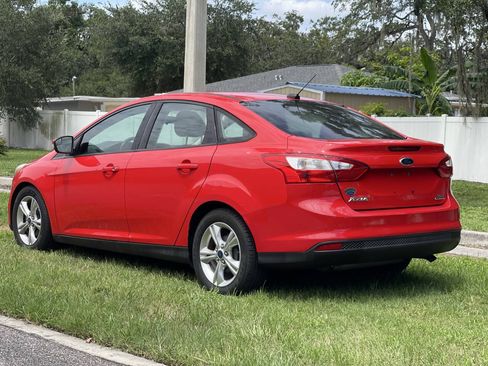 Used 2014 Ford Focus SE FWD image 23