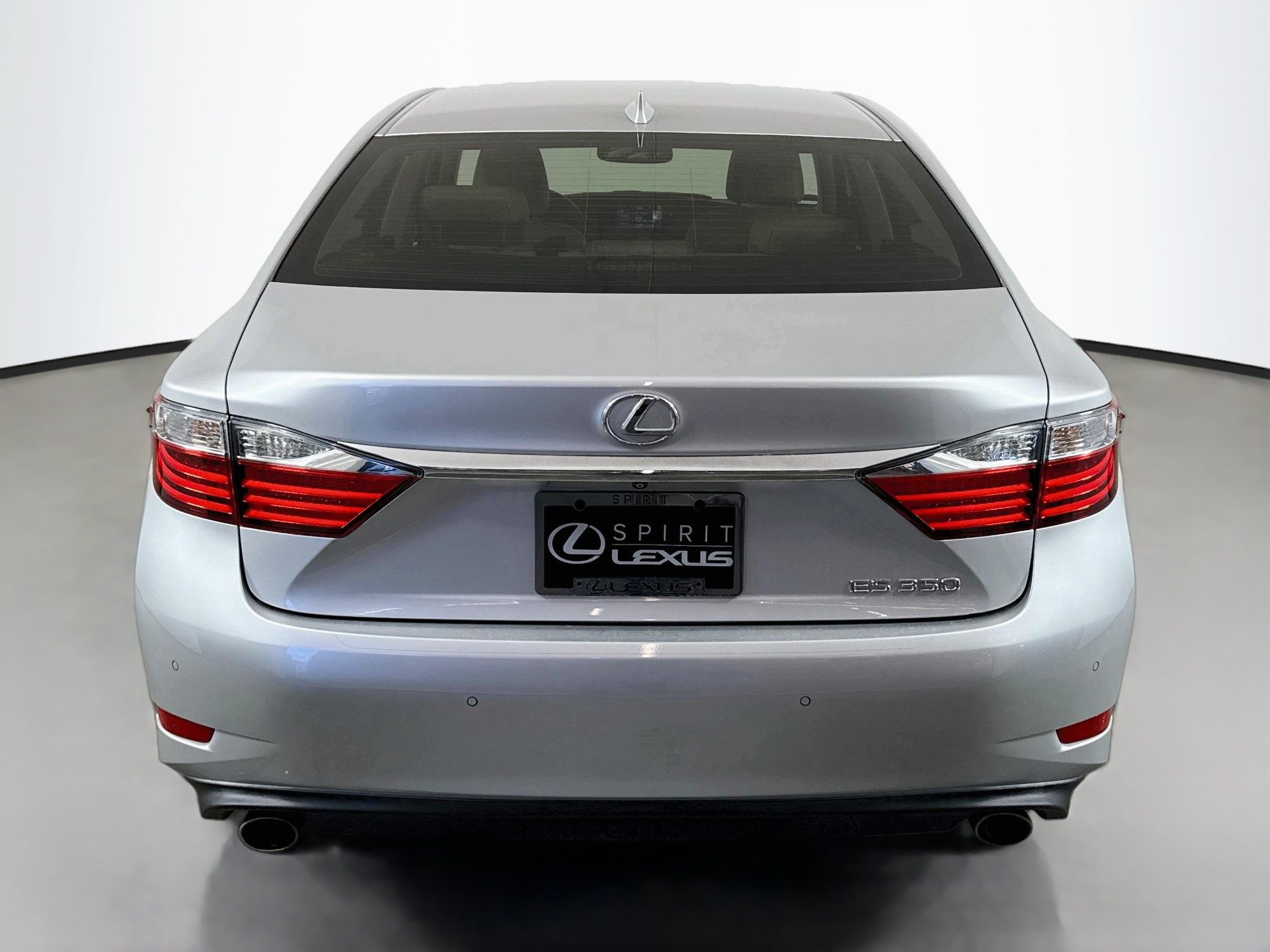 Used 2015 Lexus ES 350 w/ Luxury Package FWD image 6
