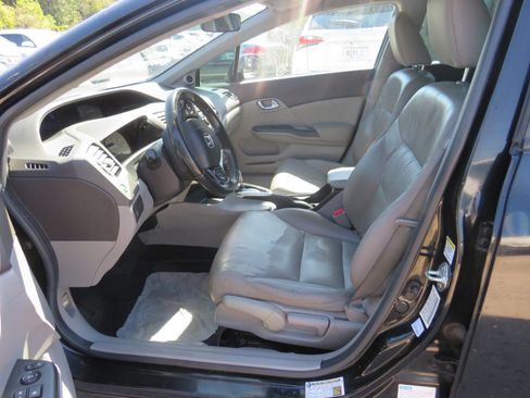Used 2012 Honda Civic Hybrid Sedan image 11