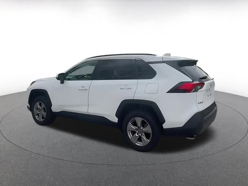 Used 2025 Toyota RAV4 XLE image 10
