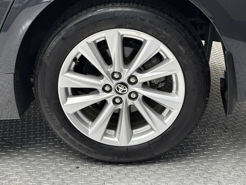 Used 2024 Toyota Corolla LE w/ LE Convenience Package FWD image 6