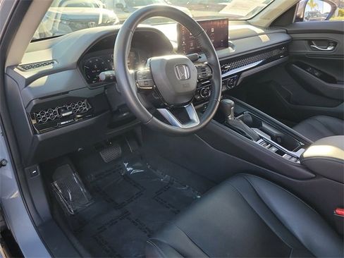 Certified 2023 Honda Accord Touring image 18