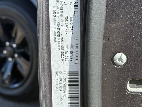 Used 2016 Dodge Challenger SXT RWD image 28