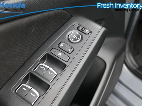 Used 2025 Honda Civic Sport image 16