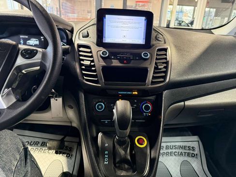 Used 2020 Ford Transit Connect XL image 16