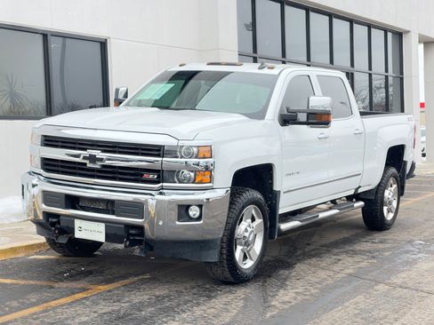 Used 2017 Chevrolet Silverado 2500 LTZ w/ Vortec Plus Package image 7