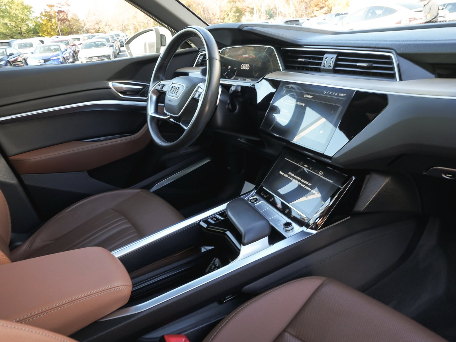 Used 2024 Audi Q8 e-tron Premium Plus AWD/4WD image 45