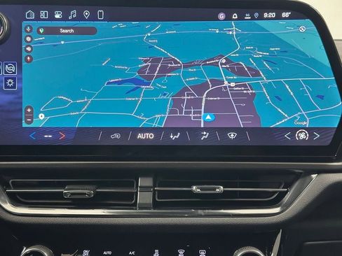 New 2026 Chevrolet Equinox EV LT image 18