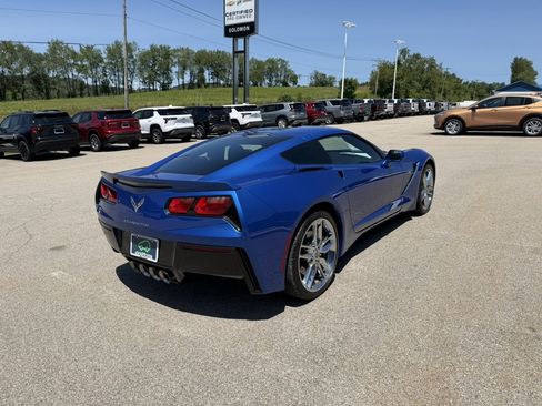 Used 2019 Chevrolet Corvette Stingray Coupe w/ Battery Protection Package RWD image 6