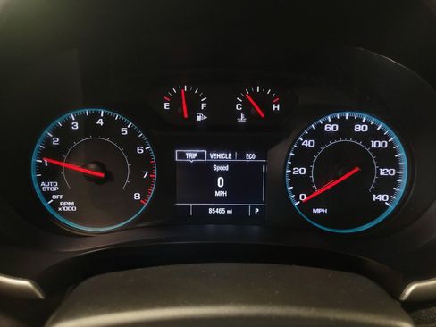 Used 2023 Chevrolet Malibu LS FWD image 23