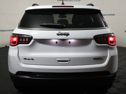 Used 2023 Jeep Compass Latitude w/ Convenience Group image 7