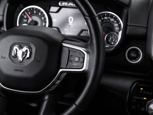 Used 2023 RAM 1500 Laramie AWD/4WD image 27