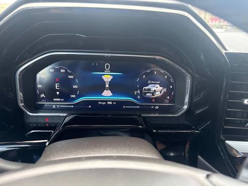 Used 2024 Chevrolet Silverado 1500 LT Trail Boss w/ LT Trail Boss Premium Package image 36