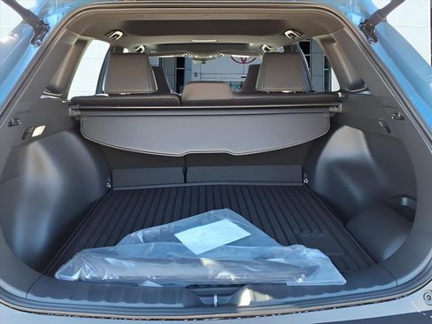 Certified 2026 Toyota Corolla Cross XSE image 5