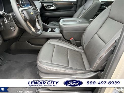 Used 2023 Chevrolet Suburban High Country image 10