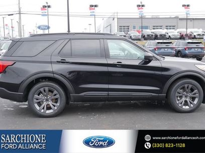 New 2026 Ford Explorer Active w/ Active Comfort Package